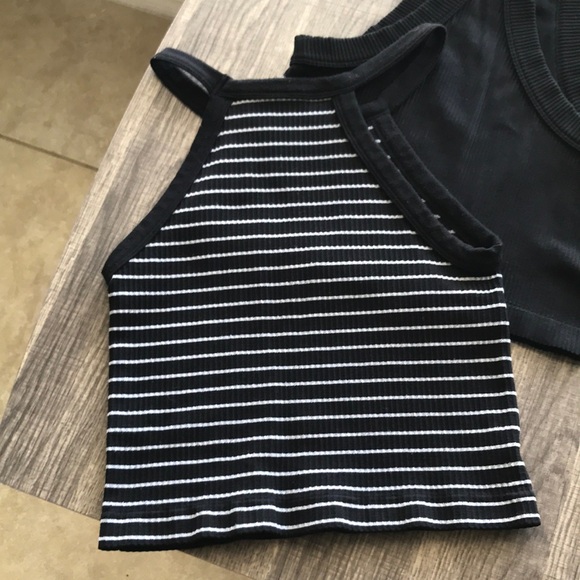 Black and White Striped Crop Tops - Picture 3 of 6